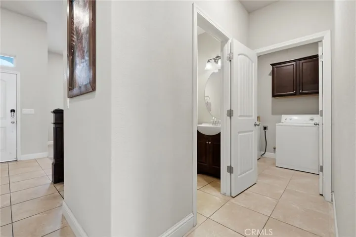 3725 W Clinton, Visalia, California 93291