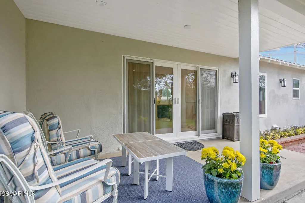 7055 Park Manor Avenue, North Hollywood, California 91605 home-pic-33