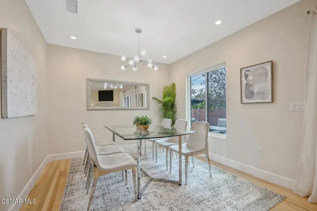7055 Park Manor Avenue, North Hollywood, California 91605 home-pic-11