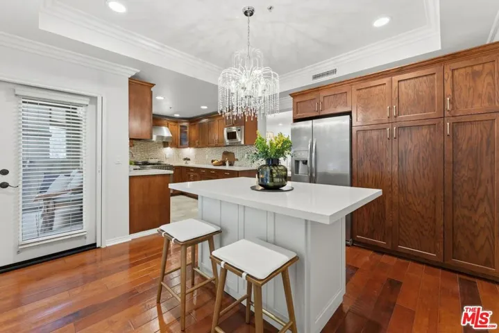 Quartz Breakfast Island