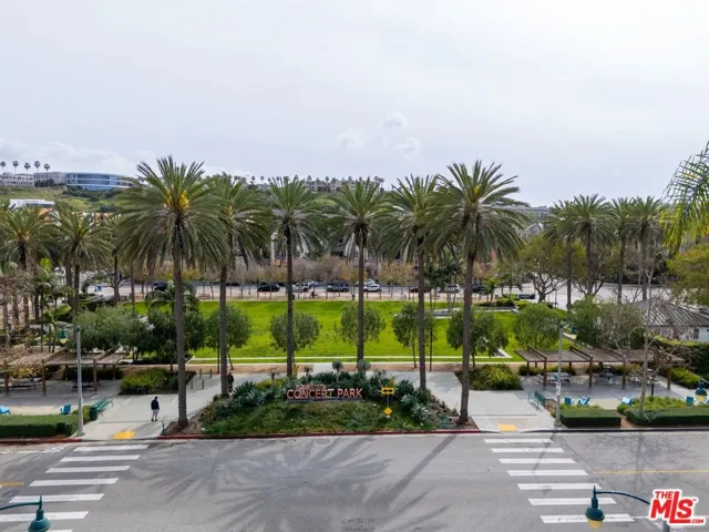 Sweeping View of Concert Park