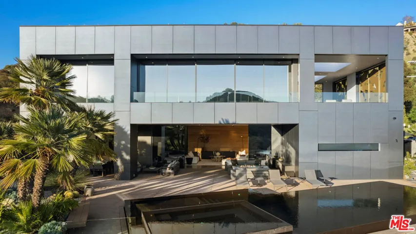 2341 Gloaming Way, Beverly Hills, California 90210