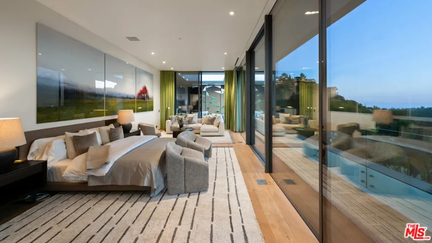 2341 Gloaming Way, Beverly Hills, California 90210