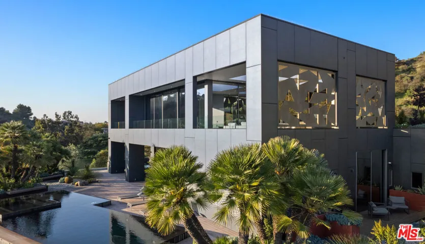 2341 Gloaming Way, Beverly Hills, California 90210