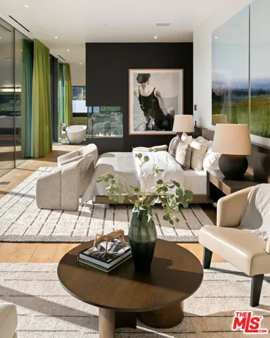 2341 Gloaming Way, Beverly Hills, California 90210