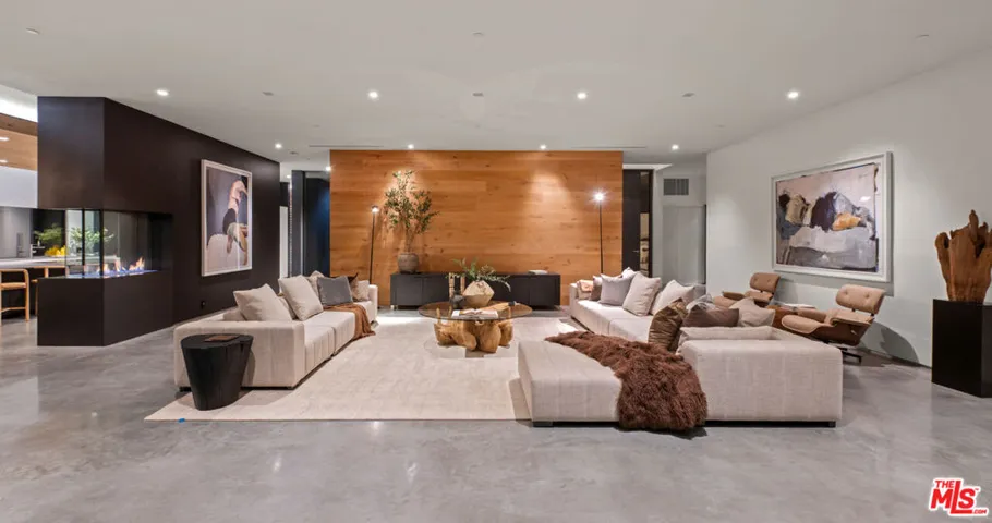 2341 Gloaming Way, Beverly Hills, California 90210
