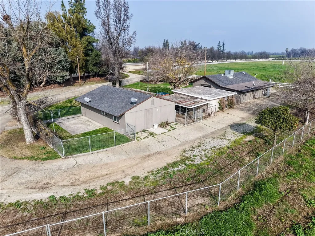 17281 E Belmont, Sanger, California 93657 home-pic-12