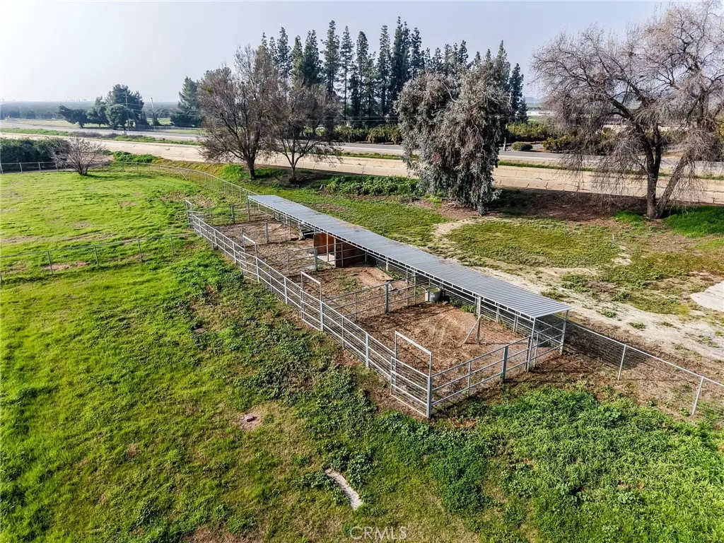 17281 E Belmont, Sanger, California 93657 home-pic-19