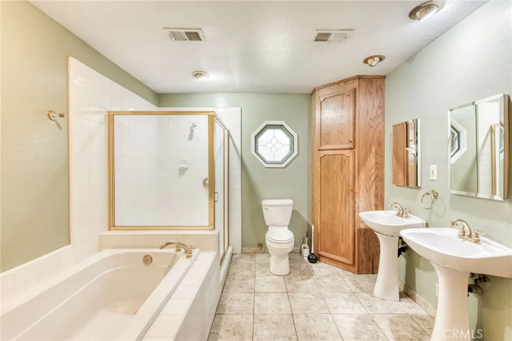 17281 E Belmont, Sanger, California 93657 home-pic-24