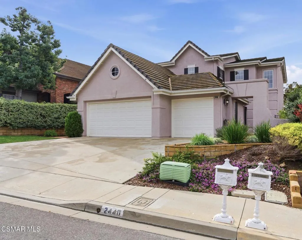 2440 Gillingham Circle, Thousand Oaks, California 91362 home-pic-1