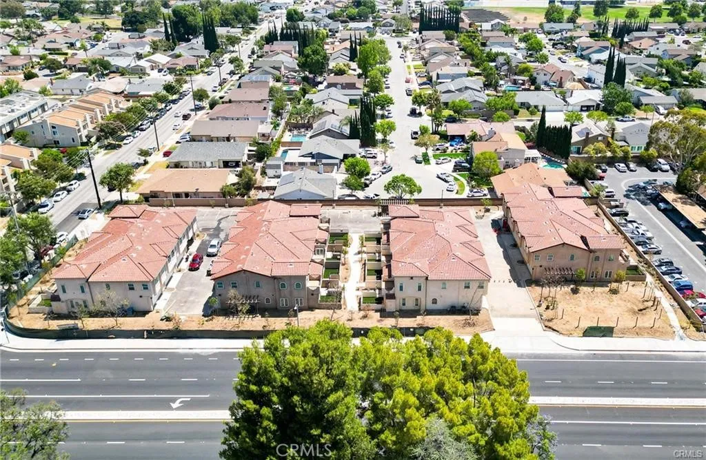 5502 E Los Angeles Avenue 2, Simi Valley, California 93063 home-pic-31