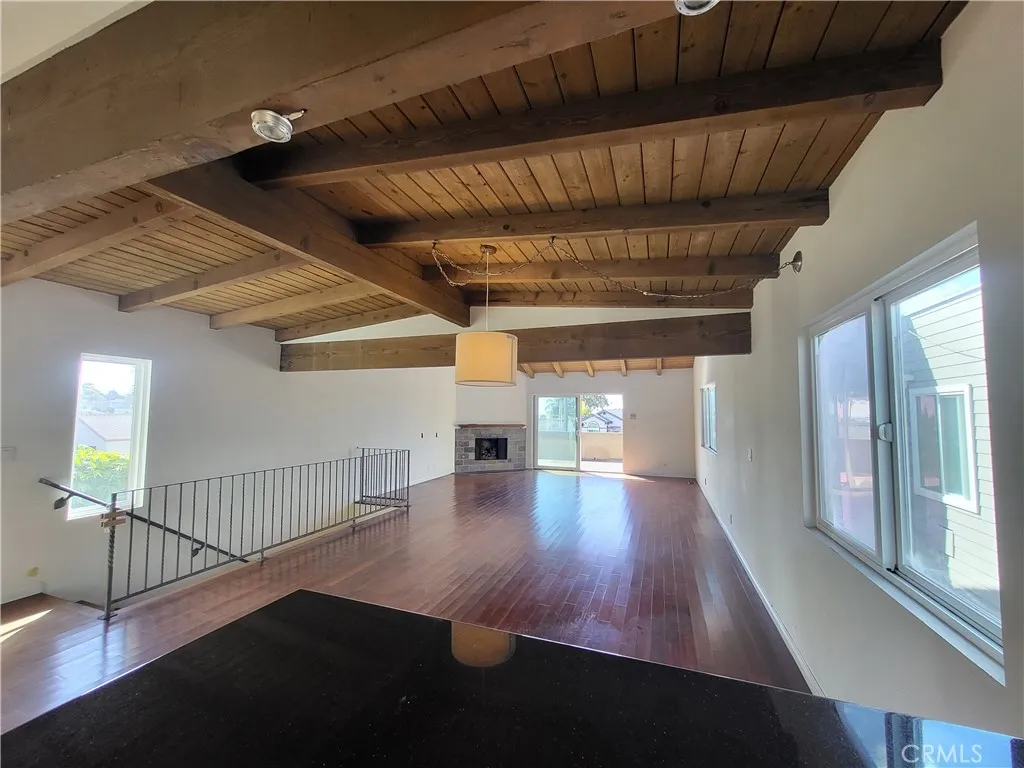 1306 Corona, Hermosa Beach, California 90254 home-pic-6