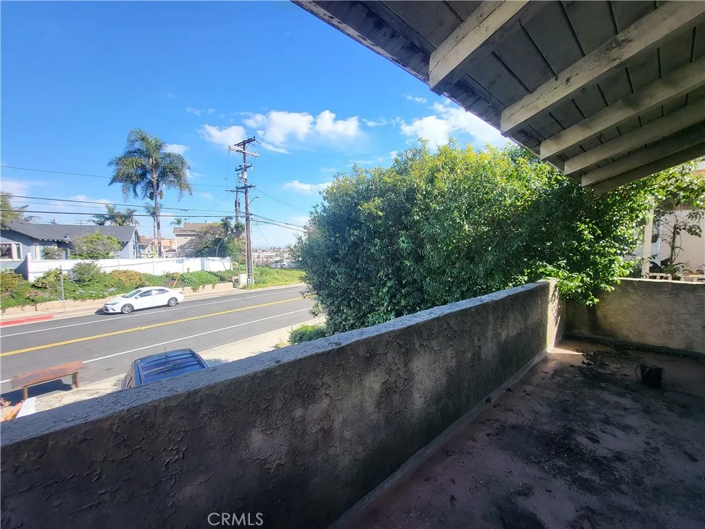 1306 Corona, Hermosa Beach, California 90254 home-pic-13