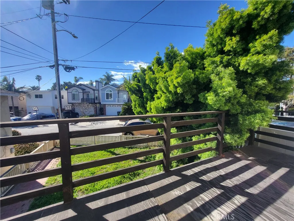 1306 Corona, Hermosa Beach, California 90254 home-pic-19