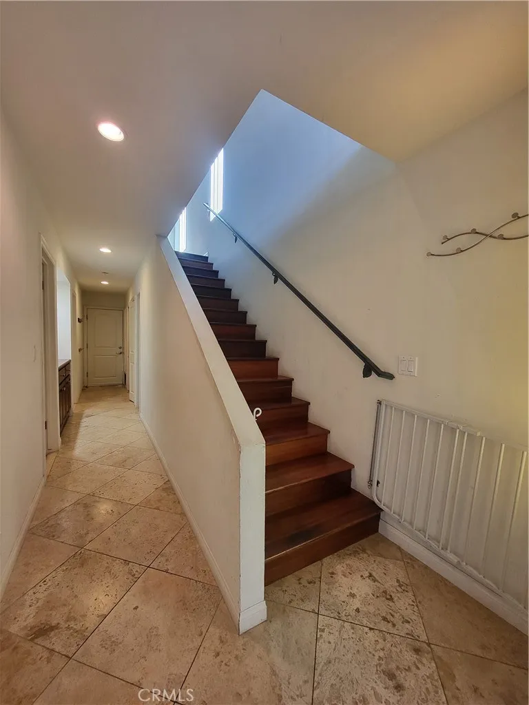 1306 Corona, Hermosa Beach, California 90254 home-pic-16