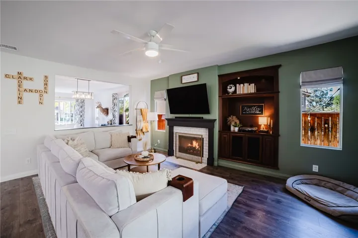 44049 Terraza Court, Temecula, California 92592