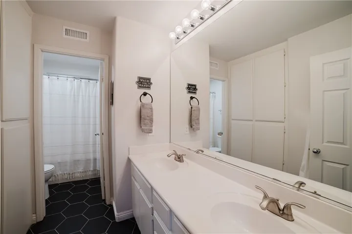 44049 Terraza Court, Temecula, California 92592