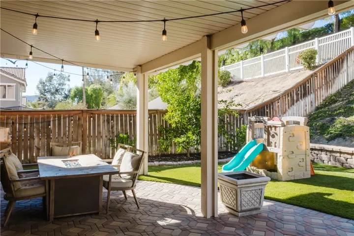 44049 Terraza Court, Temecula, California 92592