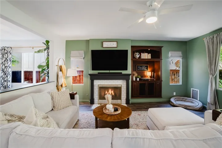 44049 Terraza Court, Temecula, California 92592