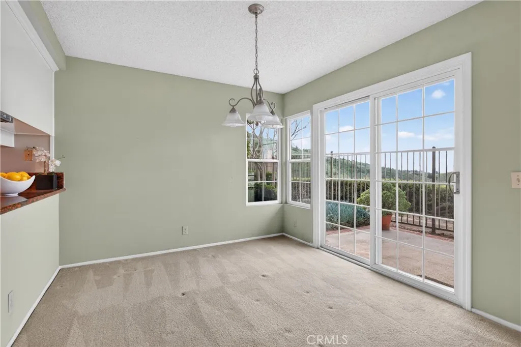 813 S Sapphire Lane, Anaheim Hills, California 92807 home-pic-14