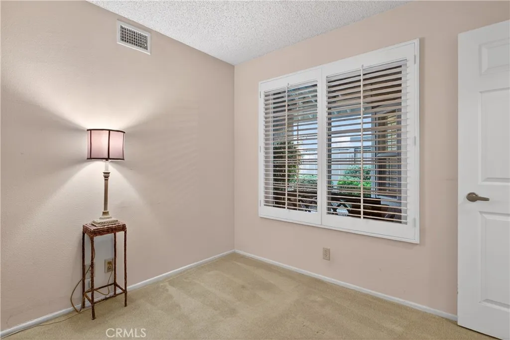 813 S Sapphire Lane, Anaheim Hills, California 92807 home-pic-30