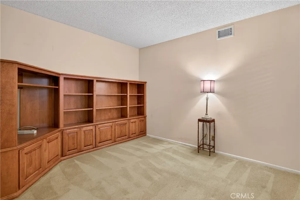 813 S Sapphire Lane, Anaheim Hills, California 92807 home-pic-29