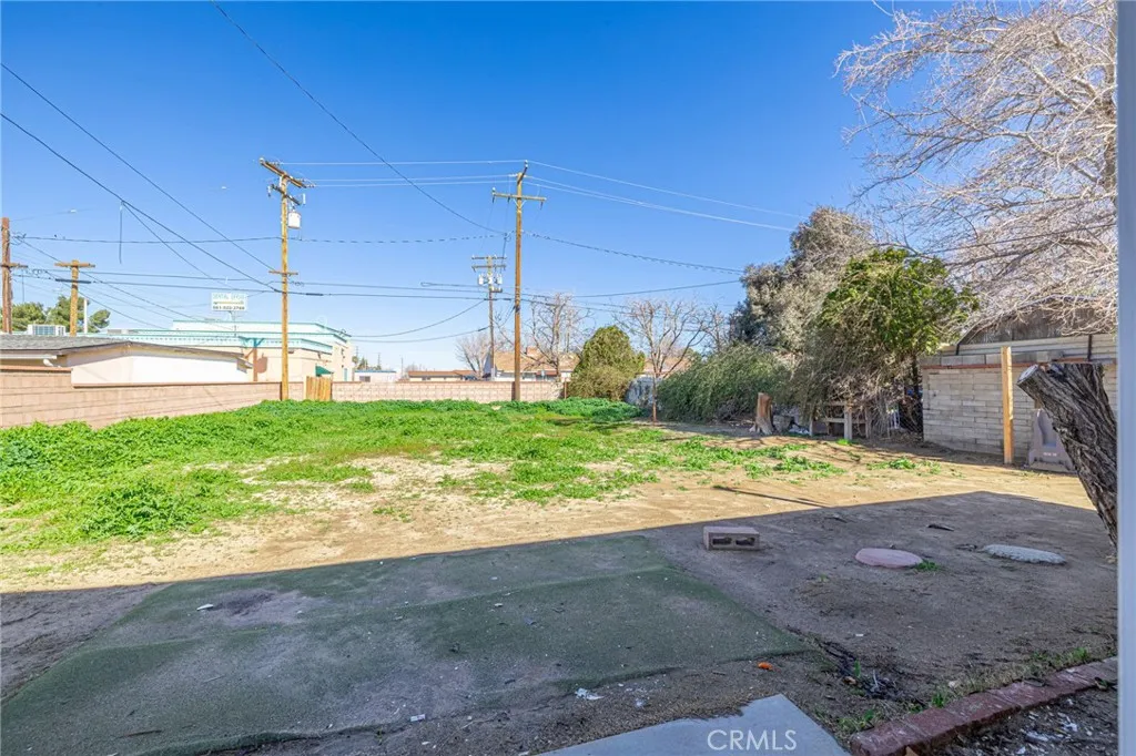 937 W Norberry, Lancaster, California 93534 home-pic-26