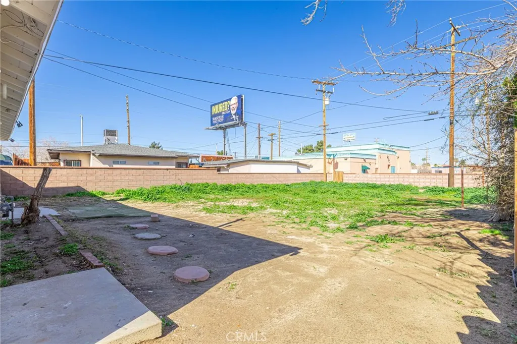 937 W Norberry, Lancaster, California 93534 home-pic-27