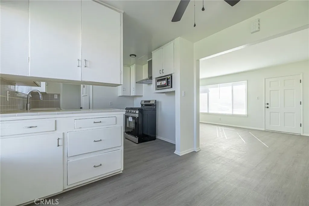 937 W Norberry, Lancaster, California 93534 home-pic-13