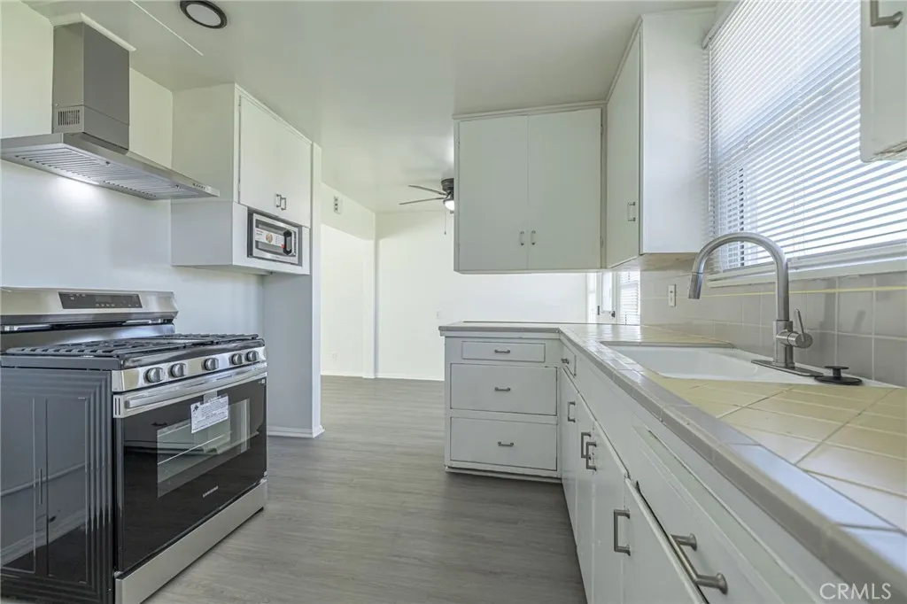 937 W Norberry, Lancaster, California 93534 home-pic-16