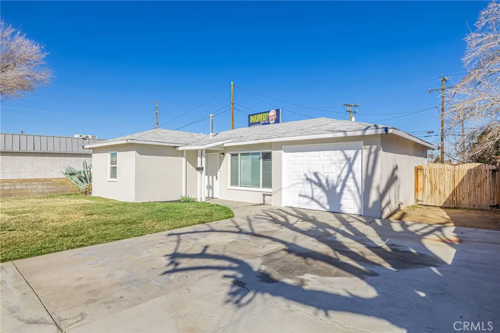 937 W Norberry, Lancaster, California 93534 home-pic-3