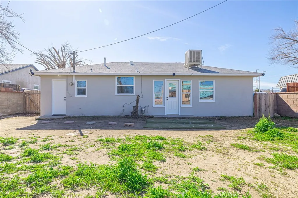 937 W Norberry, Lancaster, California 93534 home-pic-29