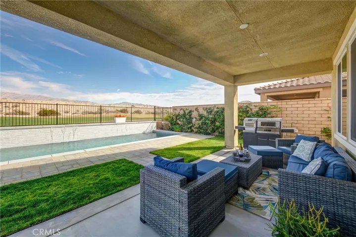 Outdoor room with LED lighting