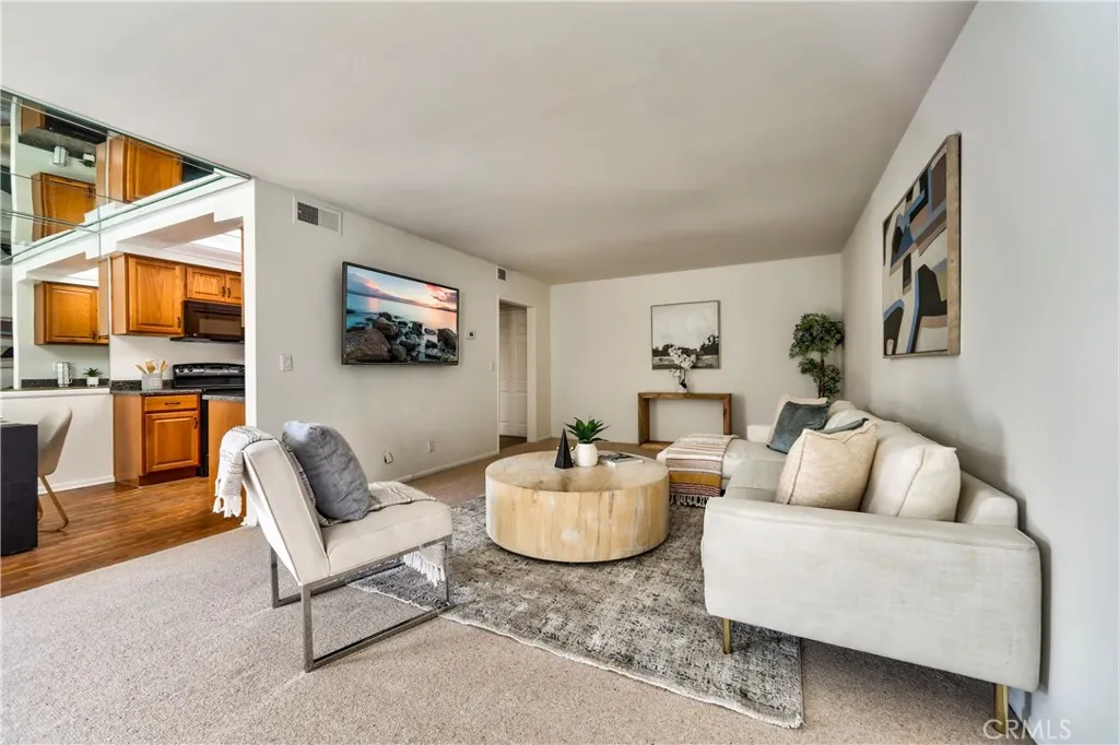 14141 Dickens 301, Sherman Oaks, California 91423 home-pic-8