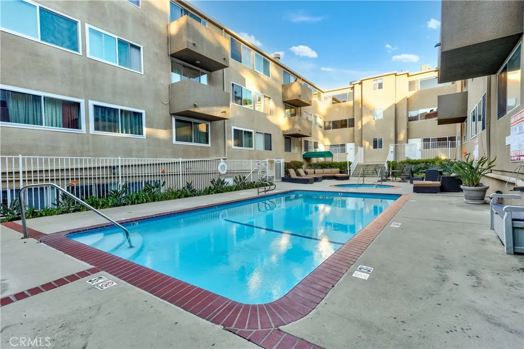14141 Dickens 301, Sherman Oaks, California 91423 home-pic-17
