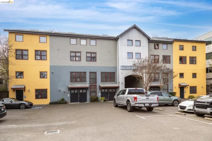 2875 2875 Glascock St 209, Oakland, California 94601