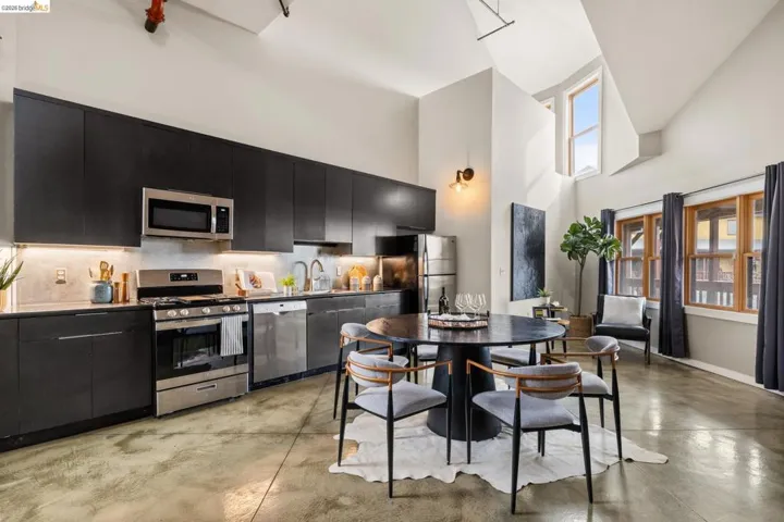 2875 2875 Glascock St 209, Oakland, California 94601
