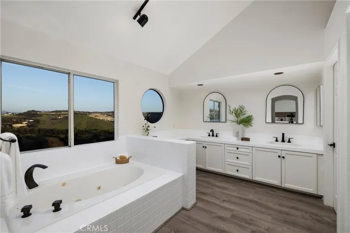 2000 Corte Cardelina, San Clemente, California 92673