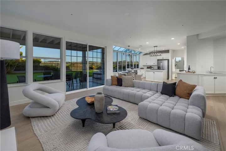 2000 Corte Cardelina, San Clemente, California 92673