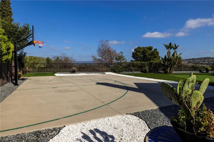 2000 Corte Cardelina, San Clemente, California 92673