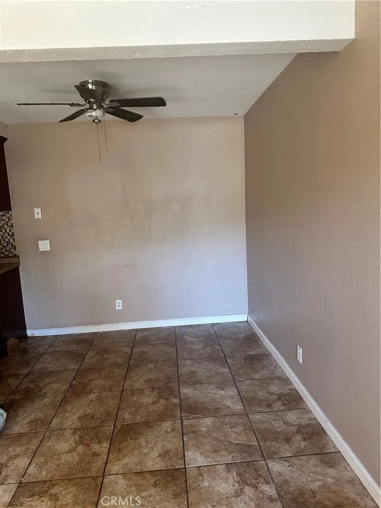 1735 E Washington G11, Colton, California 92324 home-pic-6