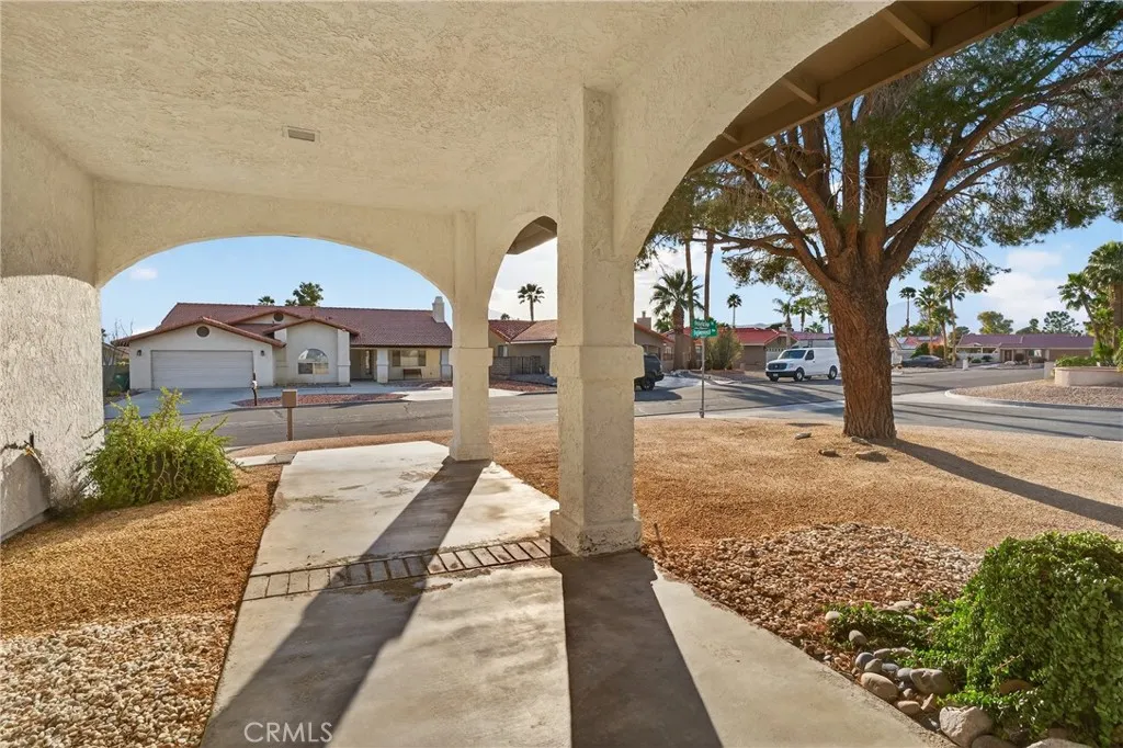 9640 S Hoylake, Desert Hot Springs, California 92240 home-pic-8
