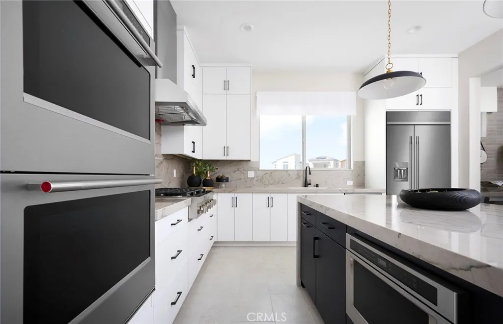 Photos uploaded are of the model representing the floor plan and are to demonstrate furniture layout. Furniture pictured is for demonstration only and not included with purchase.