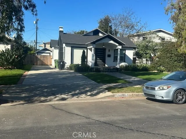 4041 Denker, Los Angeles, California 90062 home-pic-2