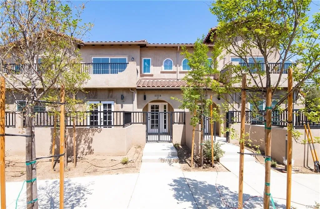5526 E Los Angeles Avenue 3, Simi Valley, California 93063 home-pic-36