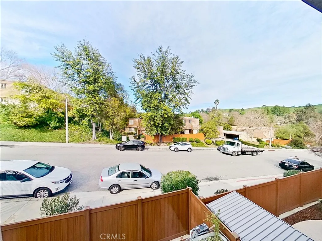 27464 Country Glen, Agoura Hills, California 91301 home-pic-17