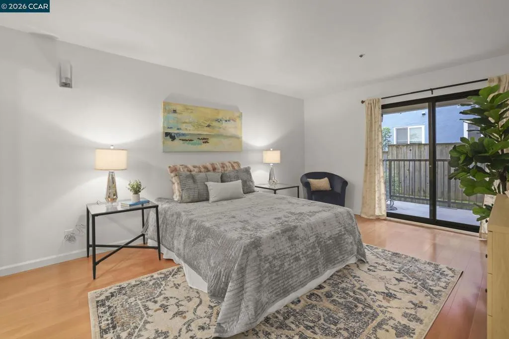 322 322 Hanover Ave 107, Oakland, California 94606 home-pic-11