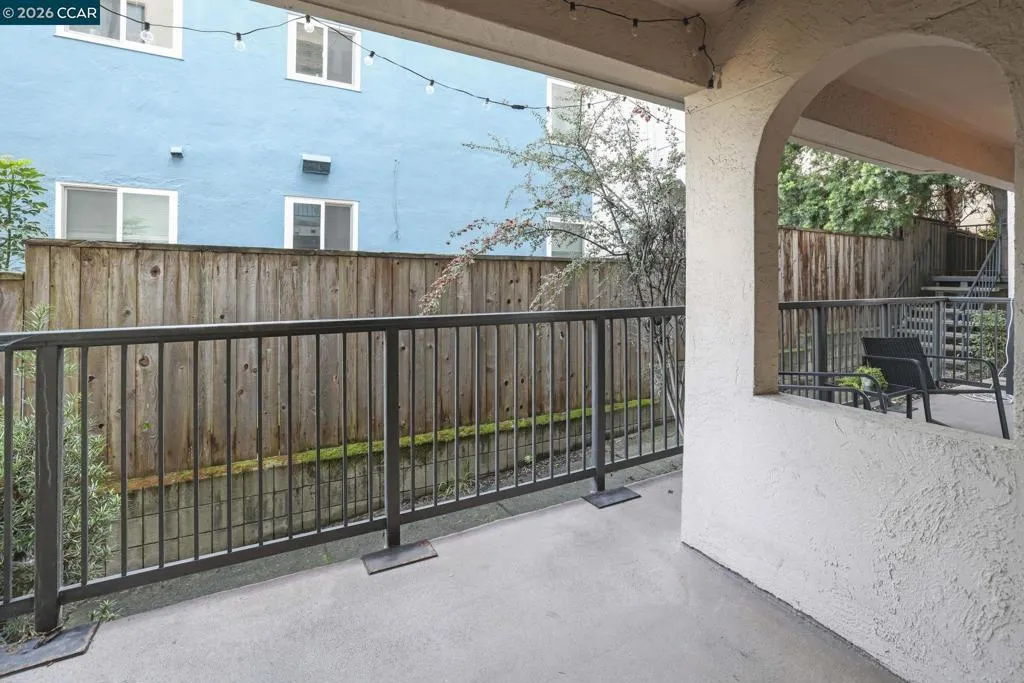 322 322 Hanover Ave 107, Oakland, California 94606 home-pic-19