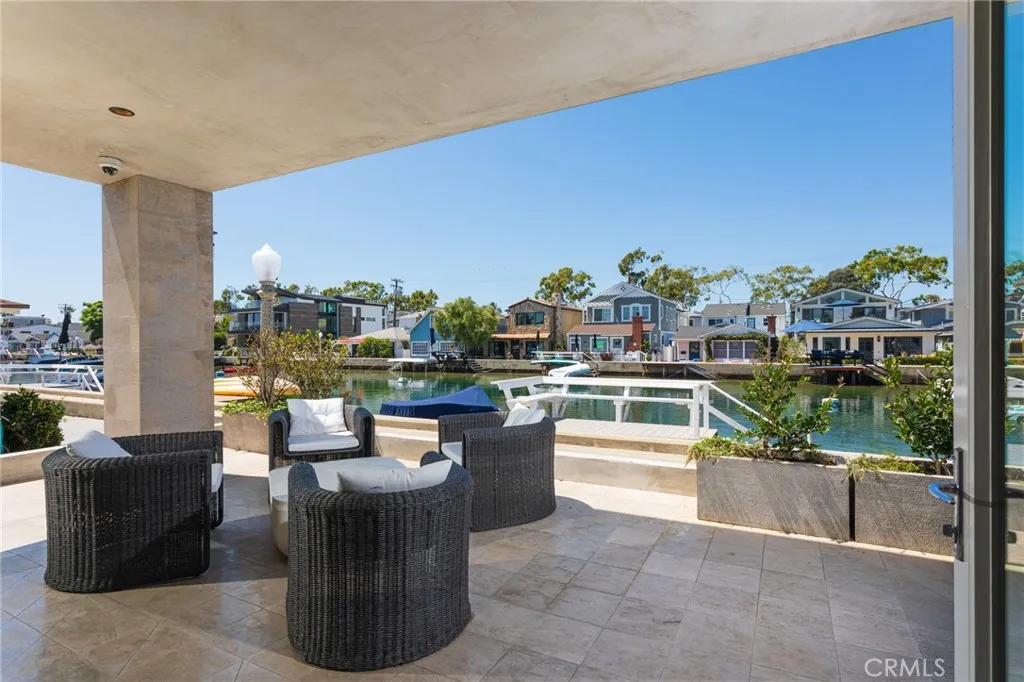 308 Grand Canal, Newport Beach, California 92662 home-pic-7