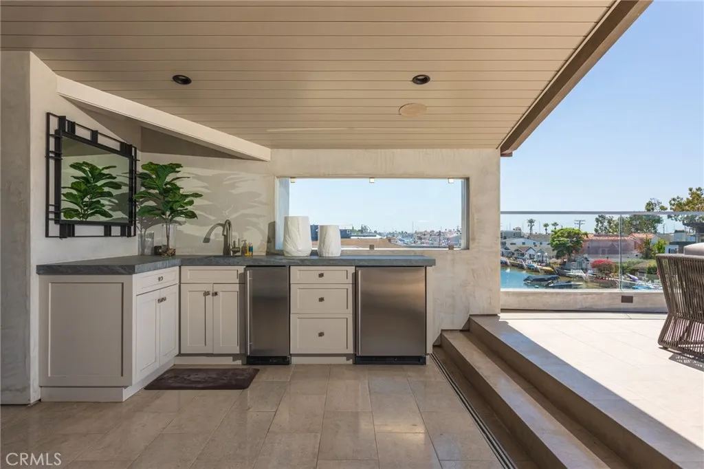 308 Grand Canal, Newport Beach, California 92662 home-pic-25